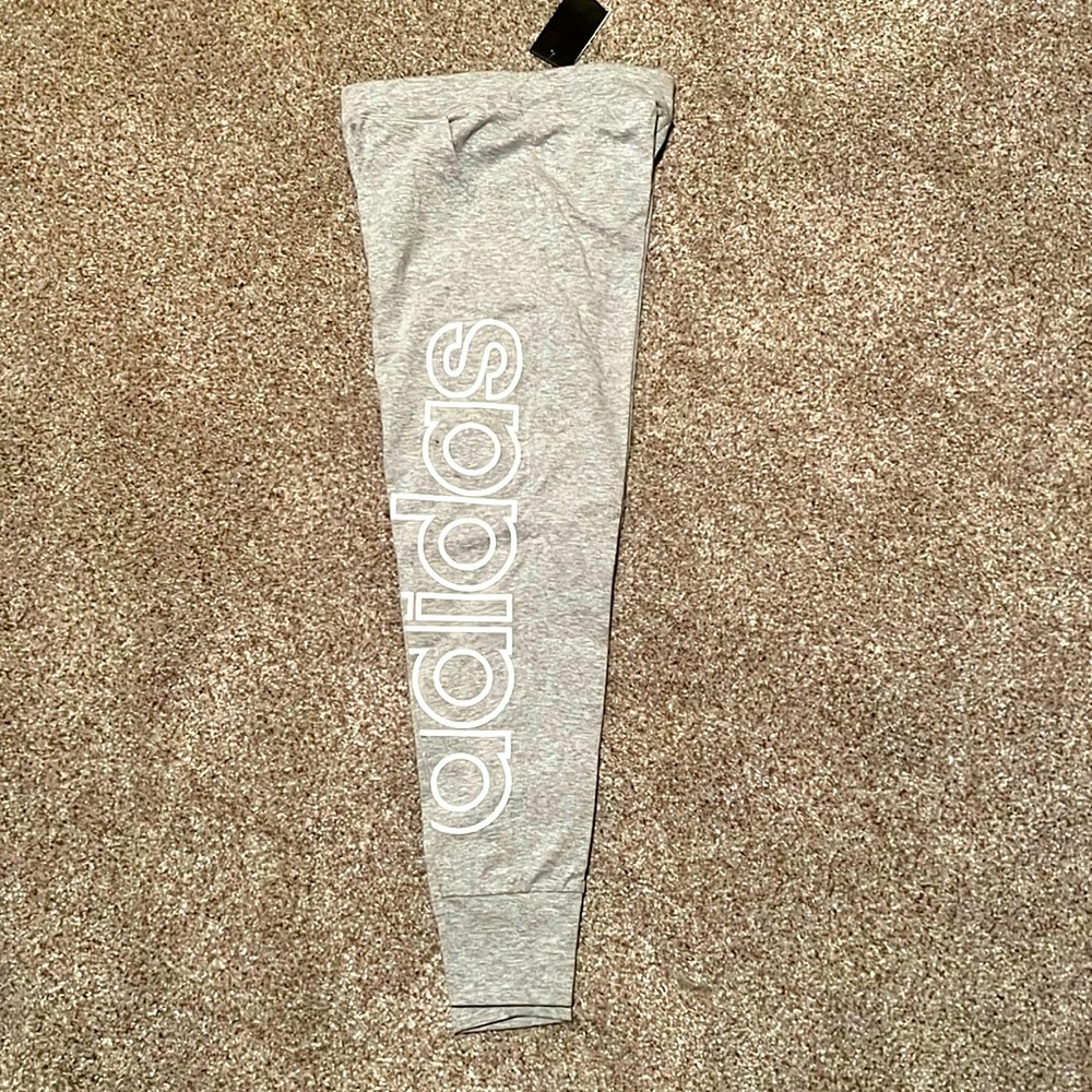Girls Adidas joggers 10/12. New with tags